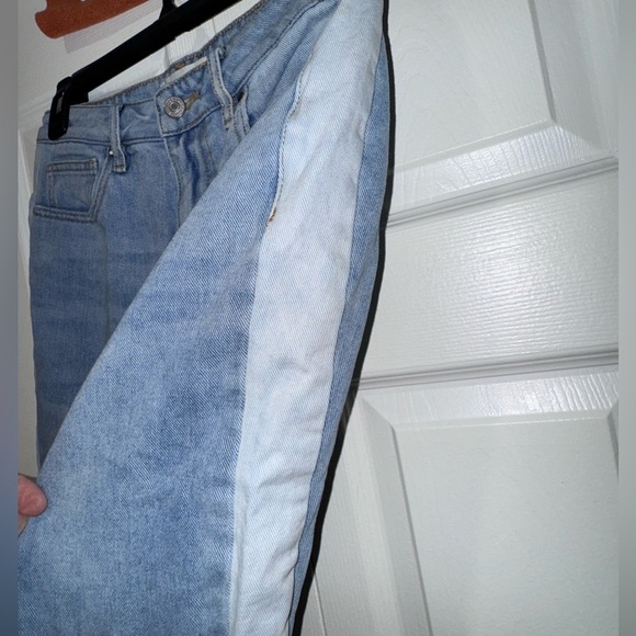 PacSun Blue Mom Jean Two Toned Frayed Hem Mid Rise  Size 27. VGUC - Picture 4 of 13